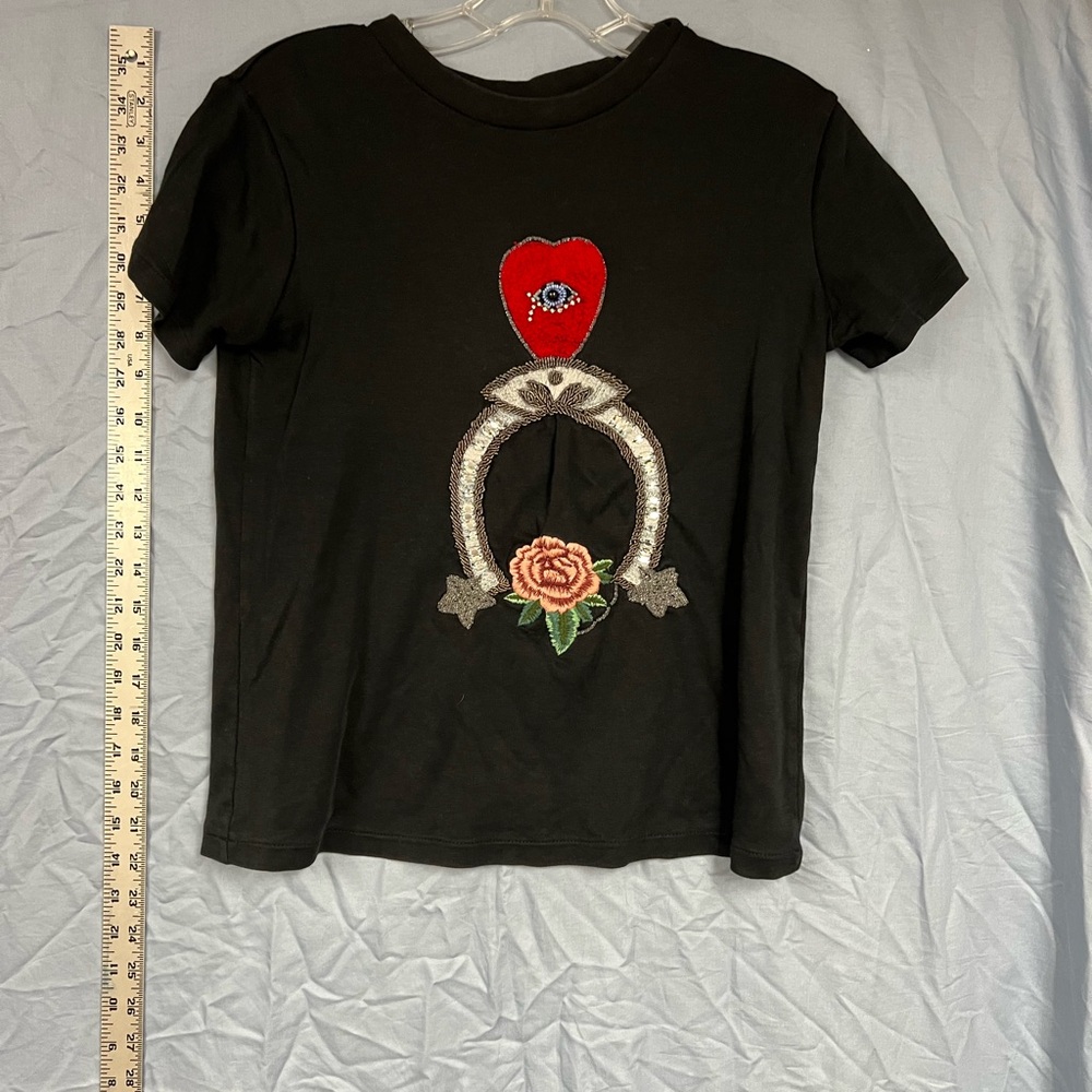 UTERQUE black T-shirt